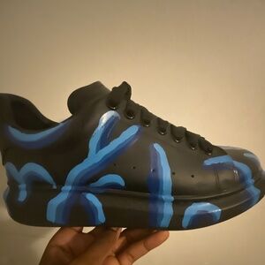 High Quality Alexander McQueens